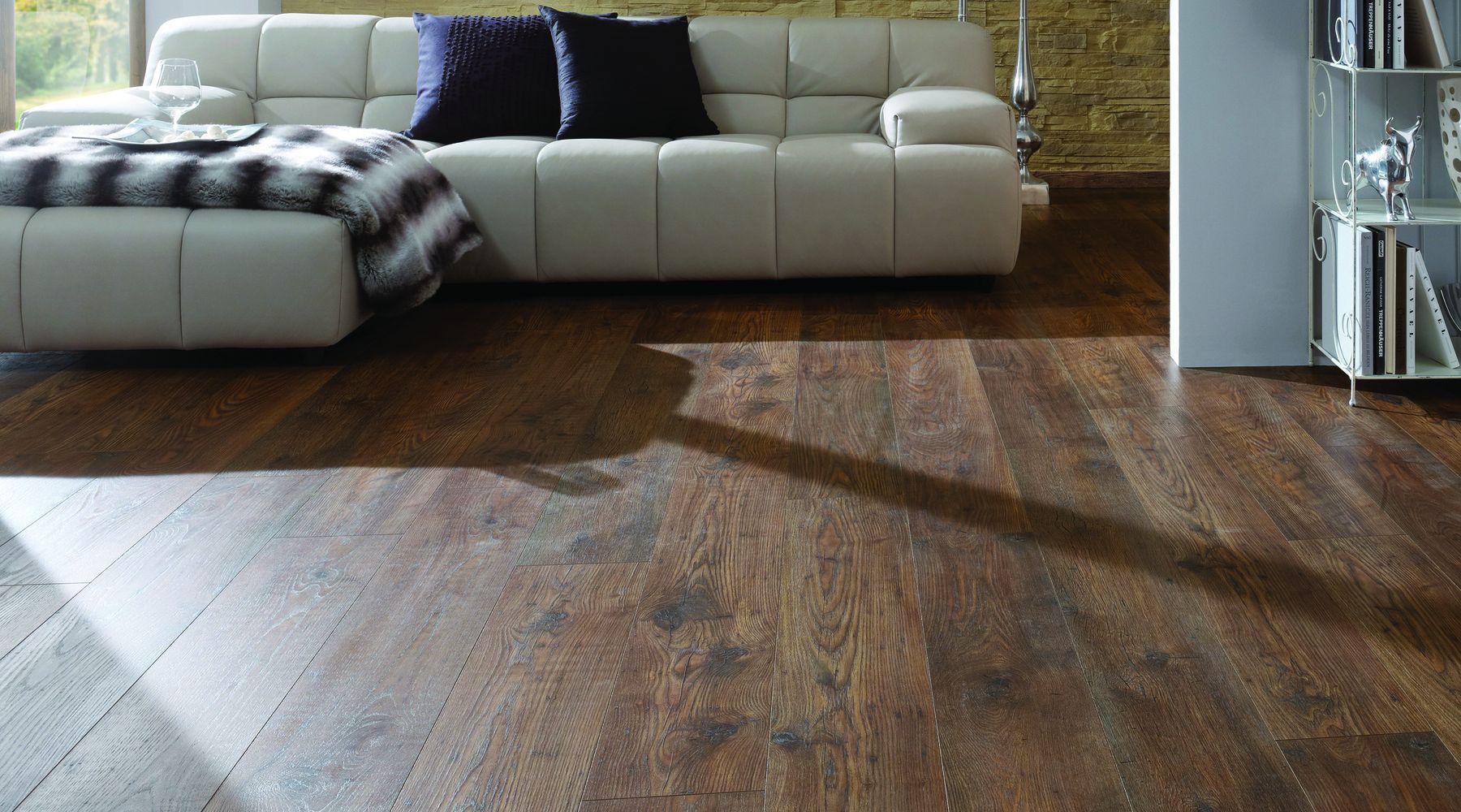 Laminate vs Engineered Wood